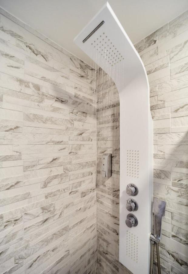 Ferienwohnung Les Perles Amienoises ☆ White Pearl ☆ Hyper Centre ☆ Amiens Exterior foto